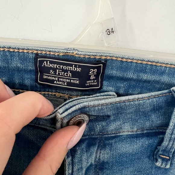 Abercrombie & Fitch Simone High Rise Ankle Jean - Picture 6 of 7